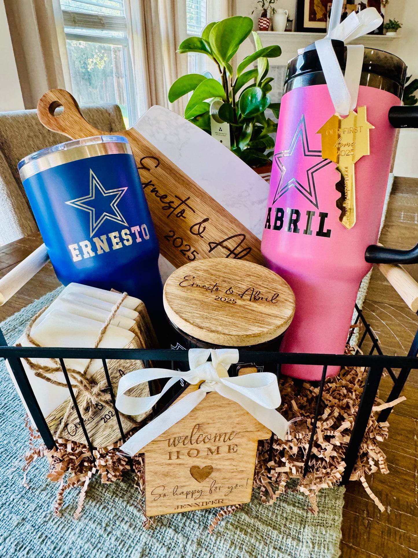 New Home Gift Basket – Personalized Housewarming Set